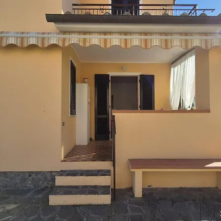 Casa Naldina アパート マルチャーナ・マリーナ